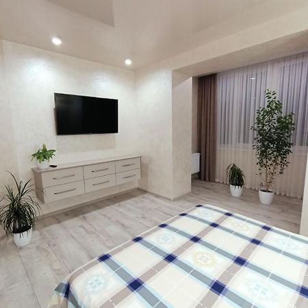 Apartament 2К Шикарний Люкс! Khmelʼnytsʼkyy Zewnętrze zdjęcie